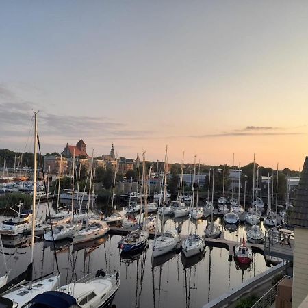 Ferienwohnung Marina Am Ryck Greifswald Exterior foto